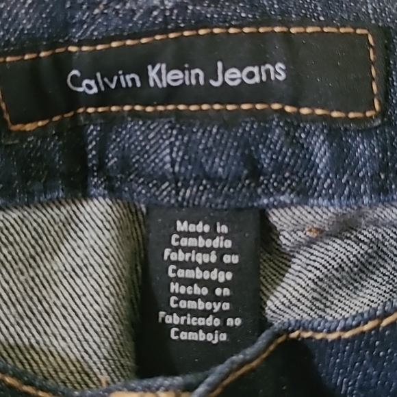 Blue Jeans from Calvin Klein. 18w - Picture 4 of 8